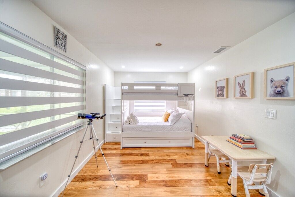 Photo of Bedroom in Diplomat
