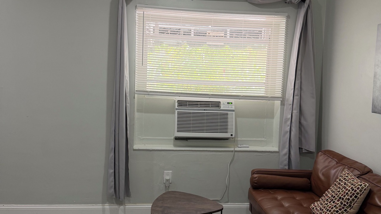 Photo of Bedroom in Northeast Miami