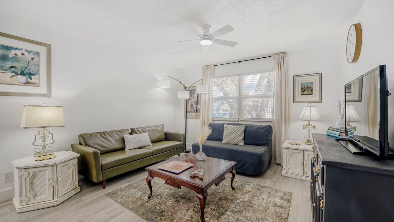Photo of Livingroom in Varnum Park