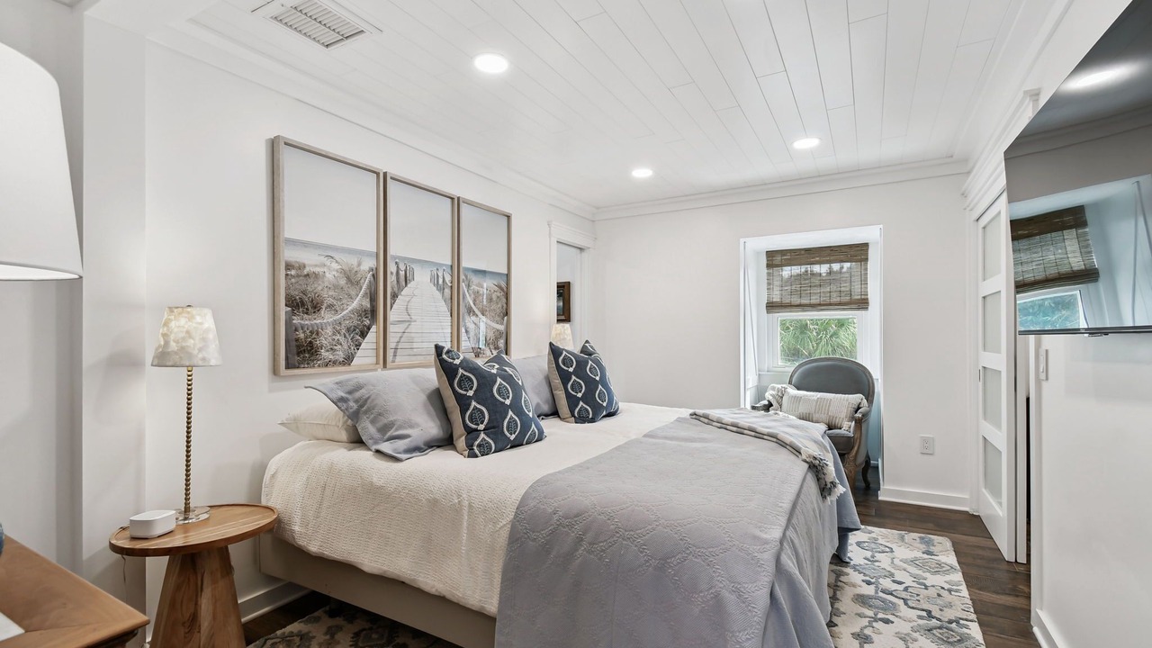 Photo of Bedroom in Seminole