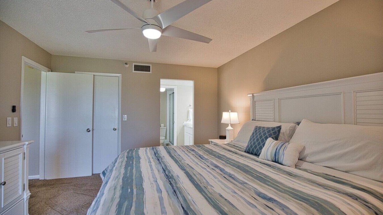 Photo of Bedroom in Englewood