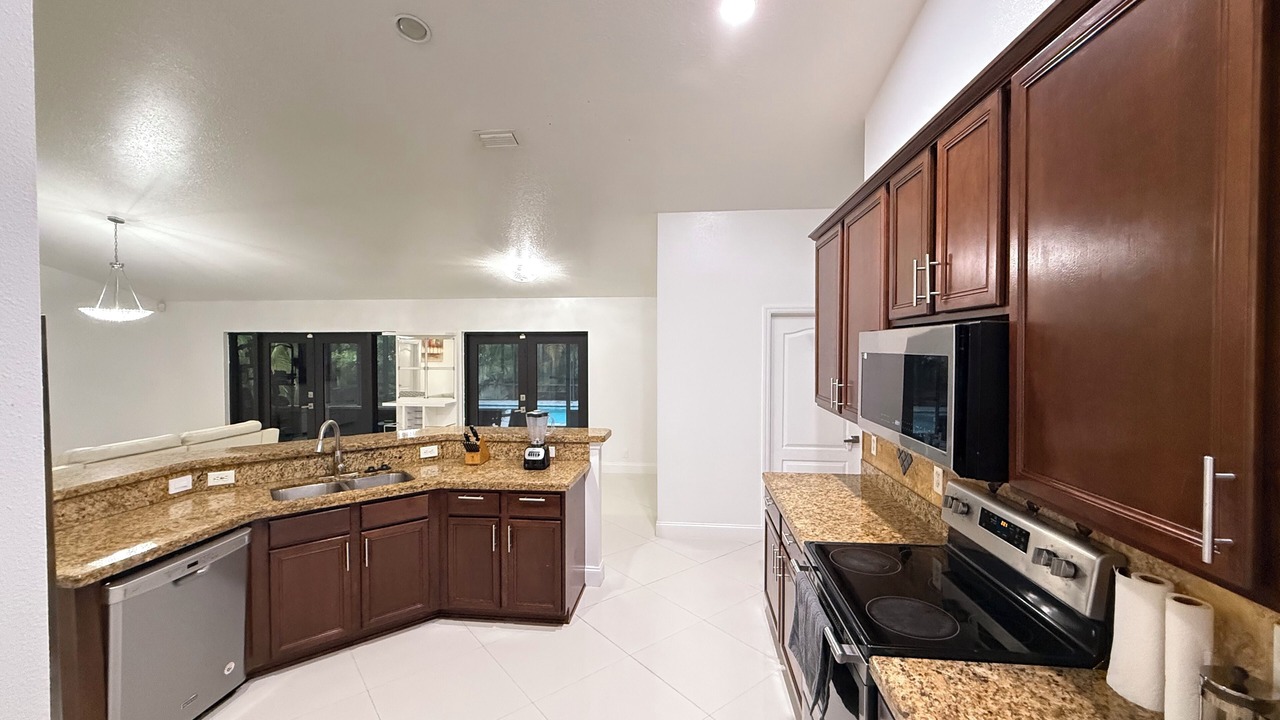 Photo of Kitchen in Port Saint Lucie