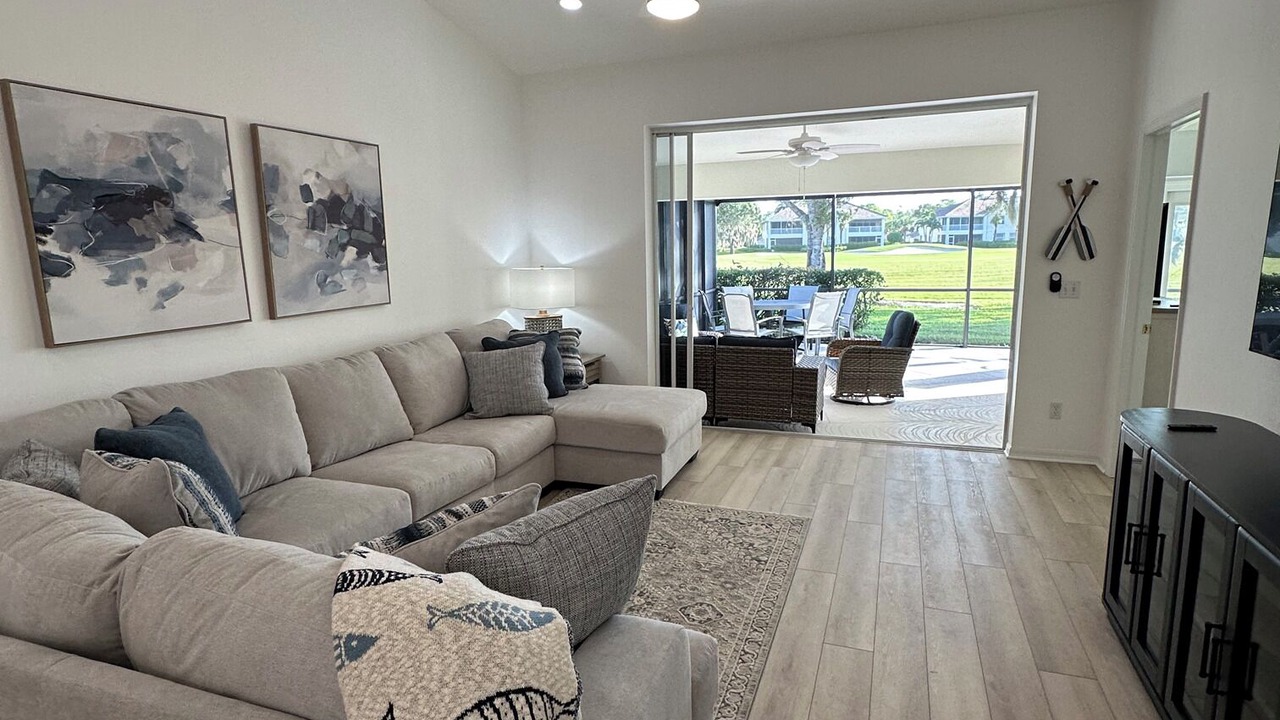 Photo of Livingroom in Naples