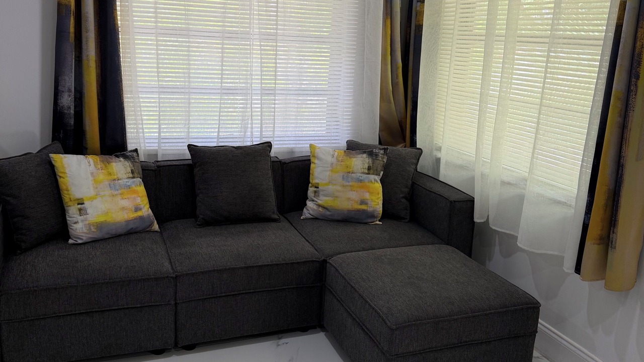 Photo of Livingroom in Northeast Miami