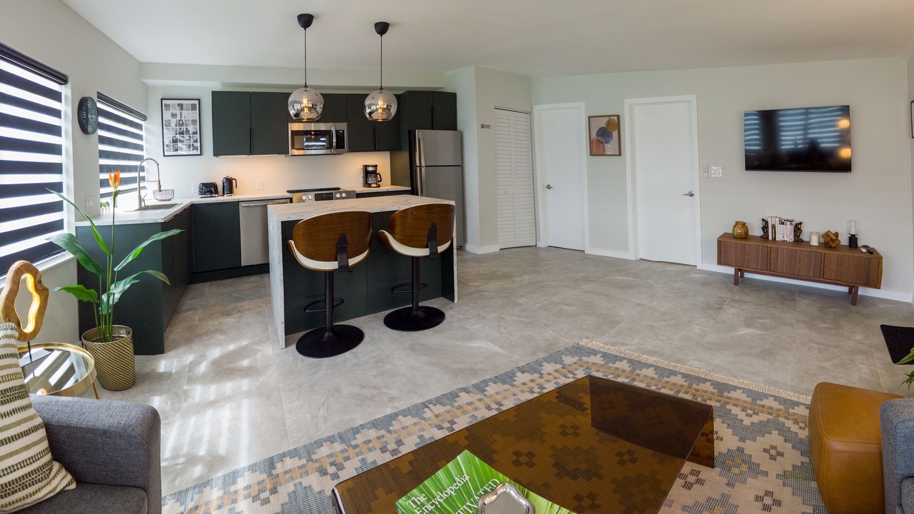 Photo of Livingroom in North Miami