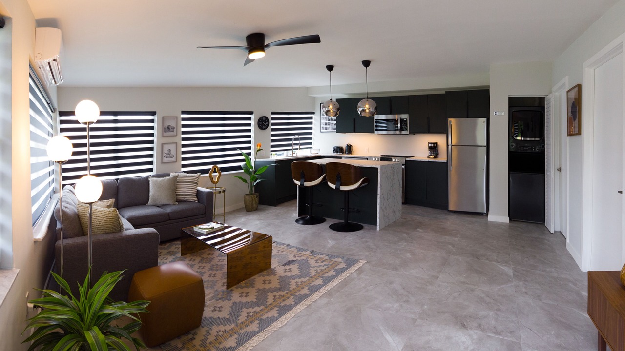 Photo of Livingroom in North Miami