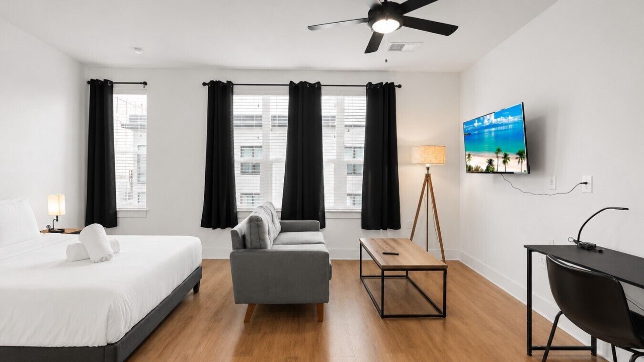 Photo of Bedroom in North Hyde Park