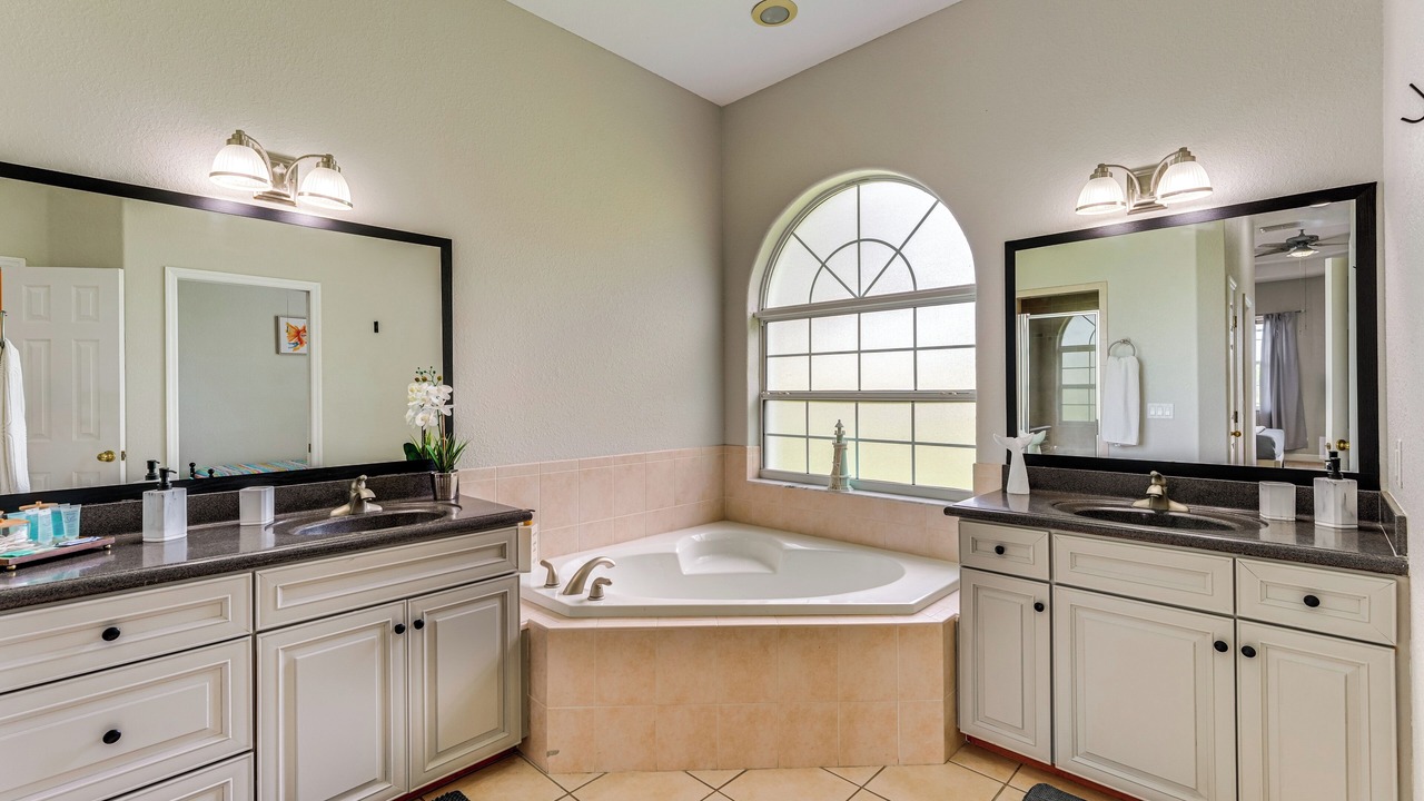 Photo of Bathroom in Haines City