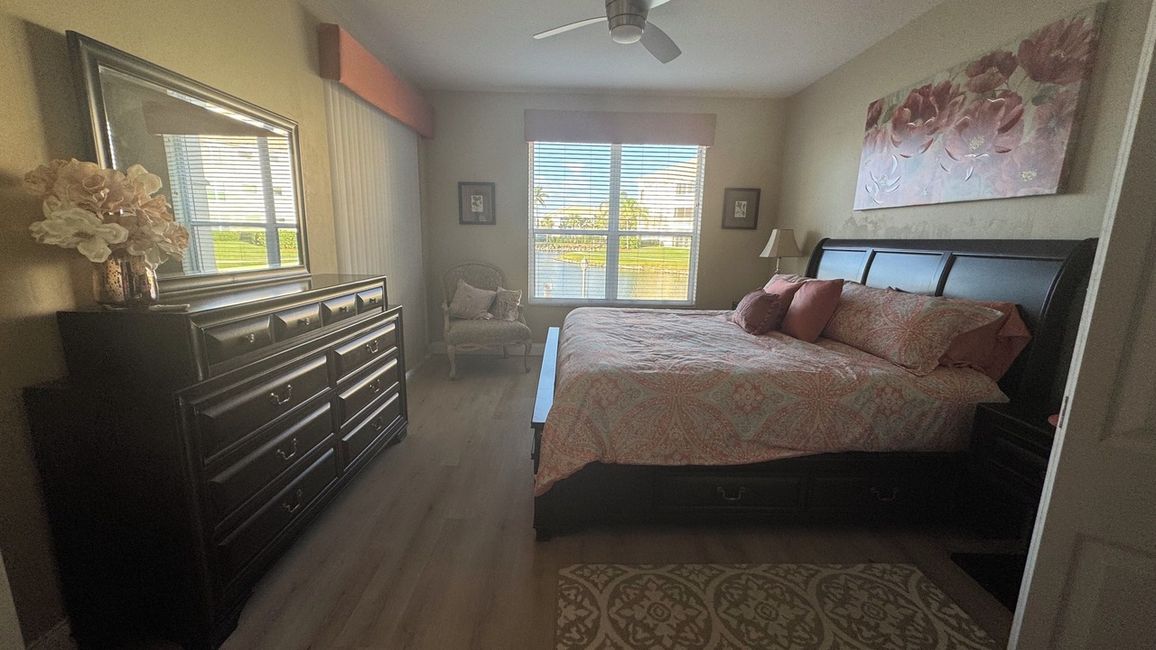 Photo of Bedroom in Tropical Cove