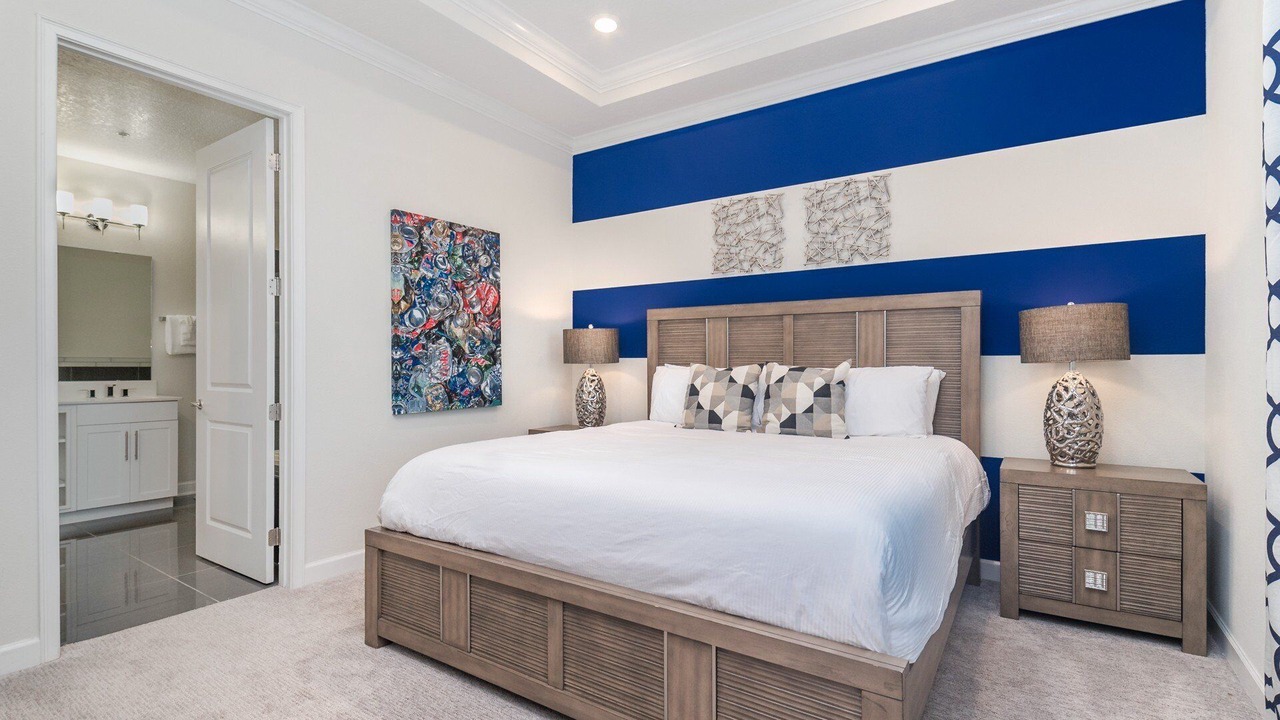 Photo of Bedroom in Bay Lake