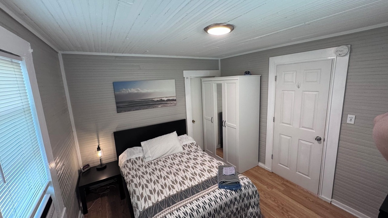 Photo of Bedroom in Hyde Park