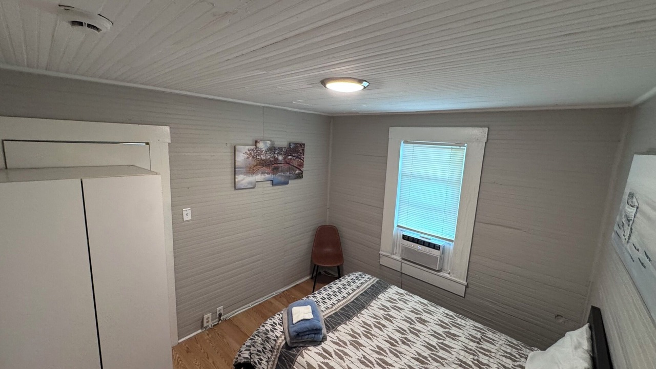 Photo of Bedroom in Hyde Park