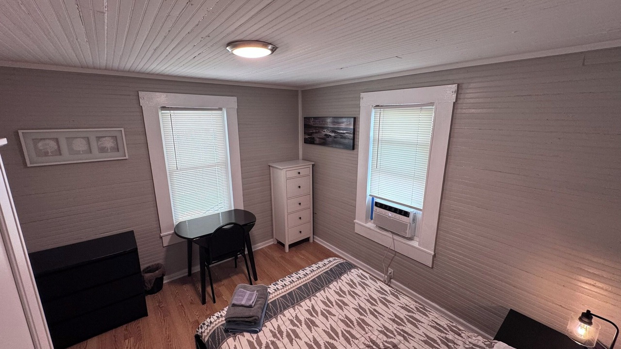 Photo of Bedroom in Hyde Park