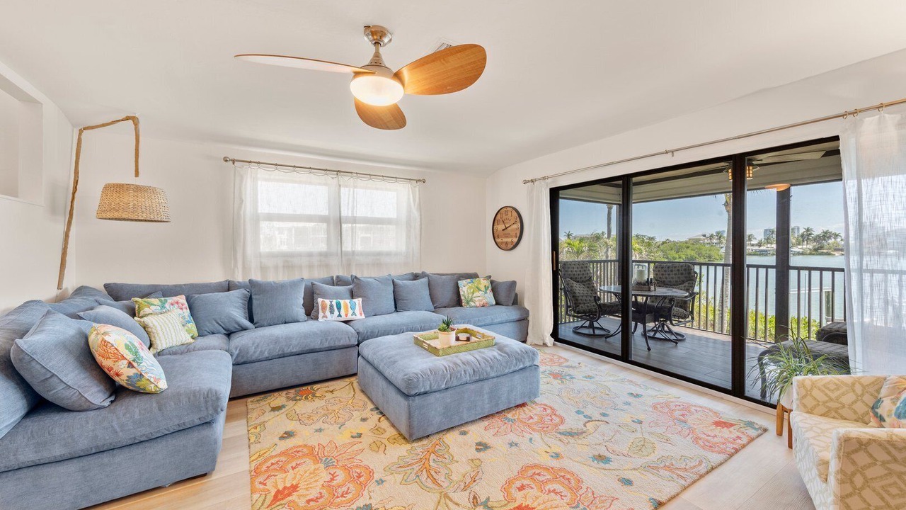 Photo of Livingroom in Bonita Springs