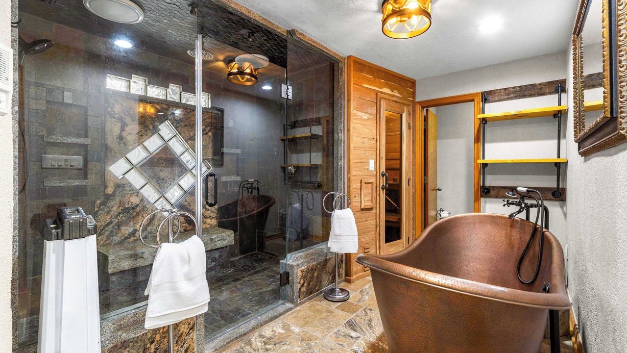 Photo of Bathroom in Temple Terrace