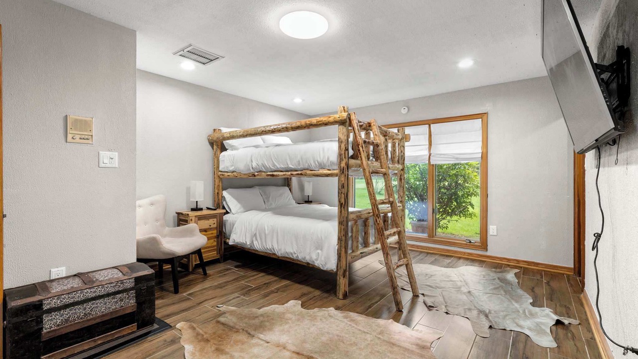 Photo of Bedroom in Temple Terrace