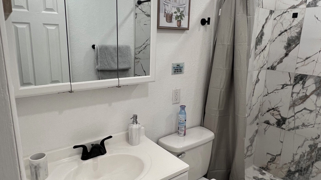 Photo of Bathroom in Largo