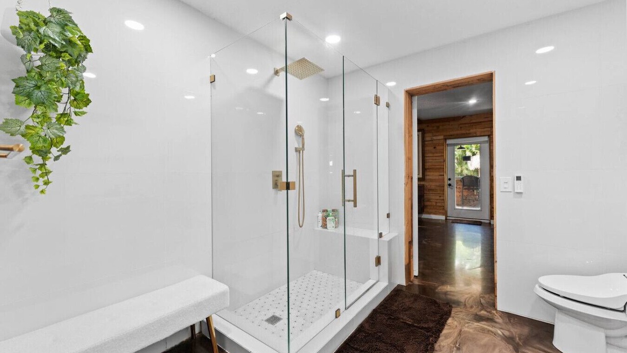 Photo of Bathroom in Gulfport