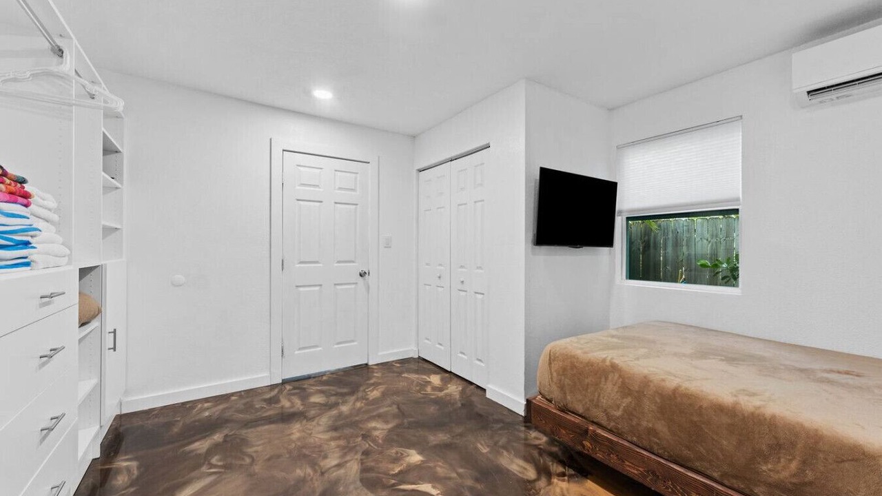 Photo of Bedroom in Gulfport