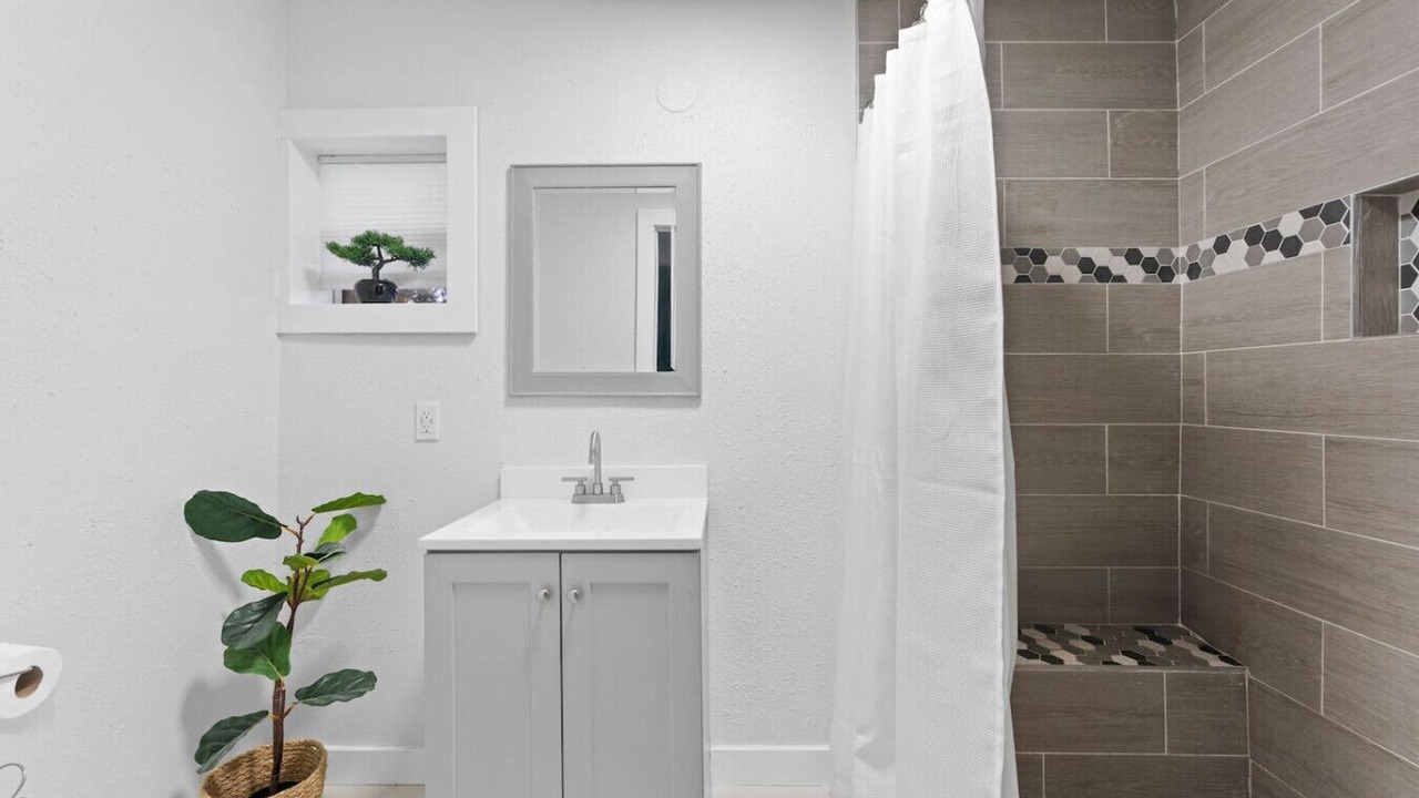 Photo of Bathroom in Gulfport