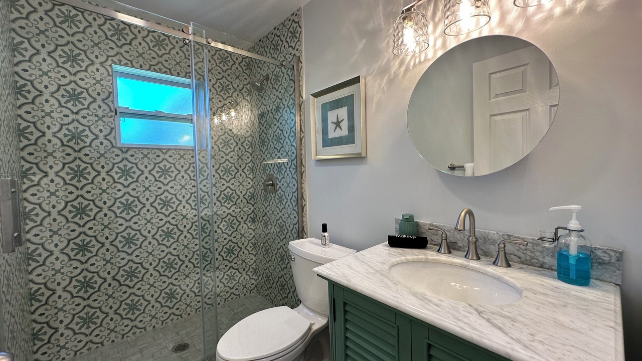 Photo of Bathroom in Eastview Manor