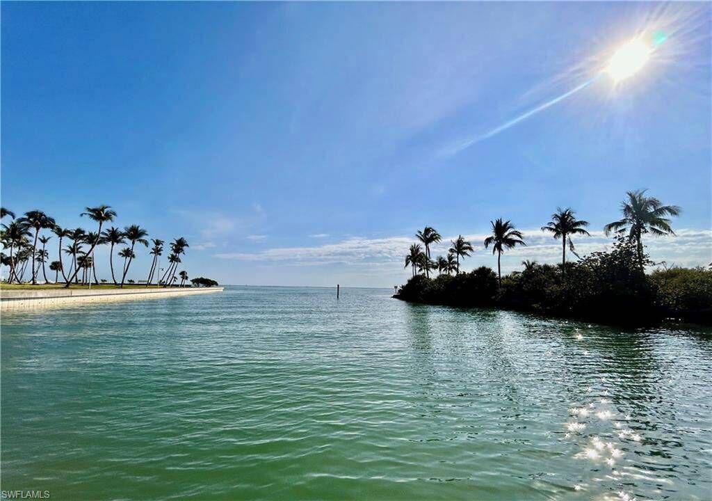 Photo of Others in Captiva