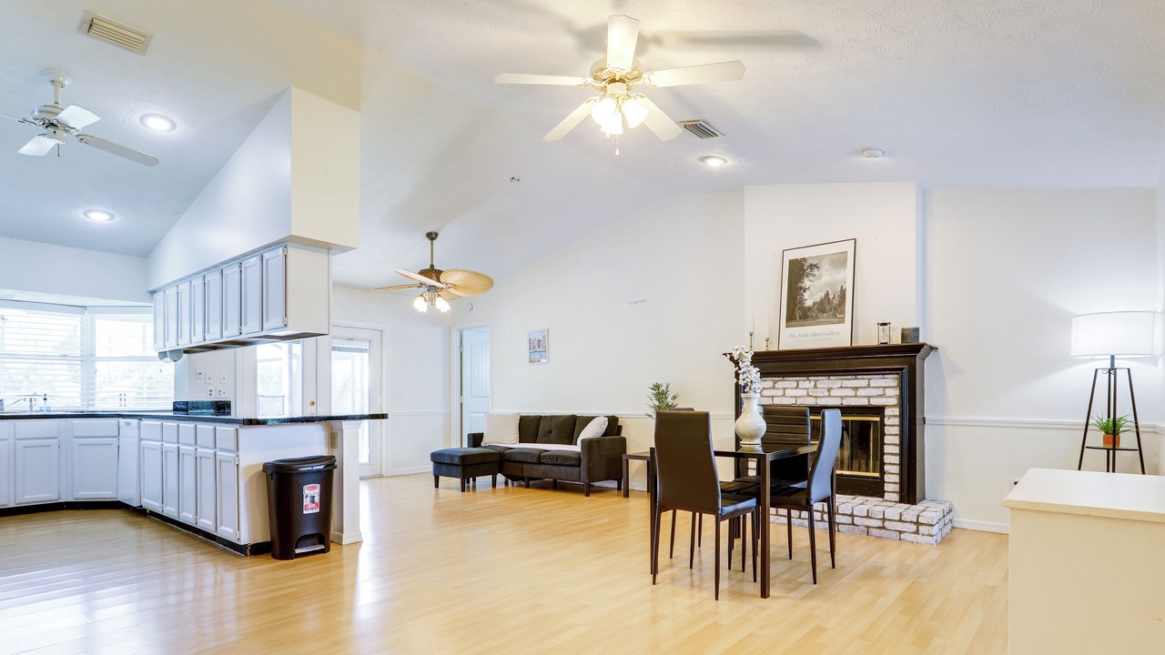 Photo of Livingroom in Port Saint Lucie