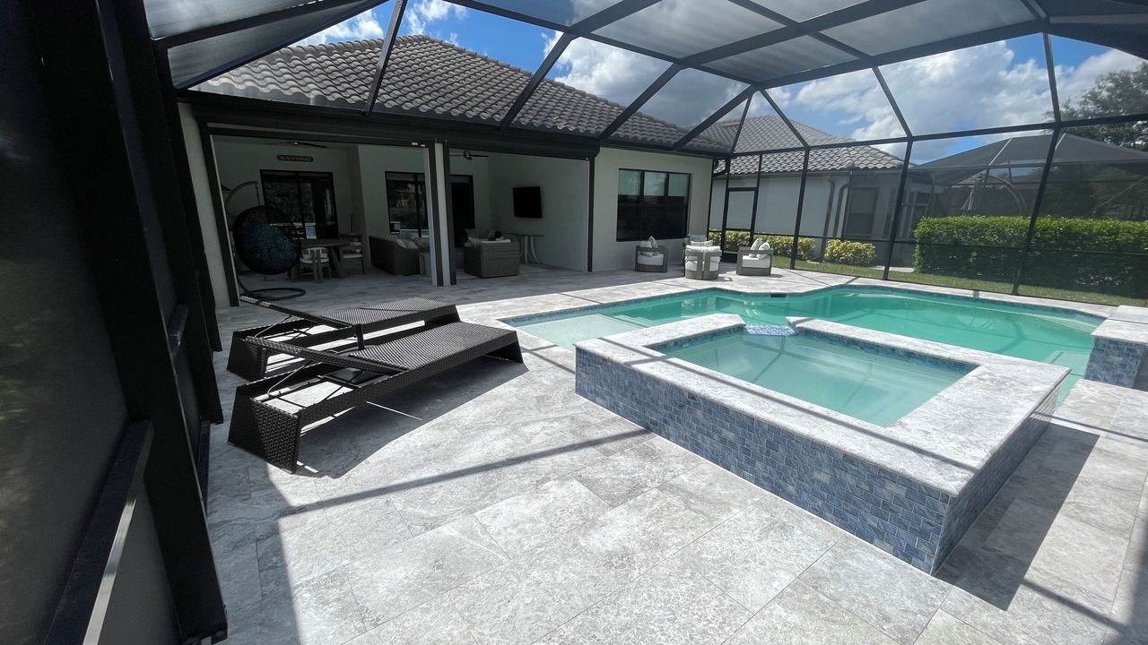 Photo of Outdoor in Naples