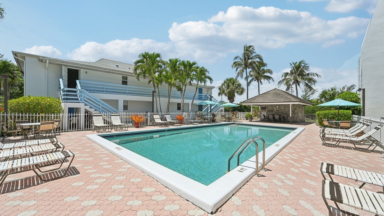 Photo of Outdoor in Hutchinson Island South