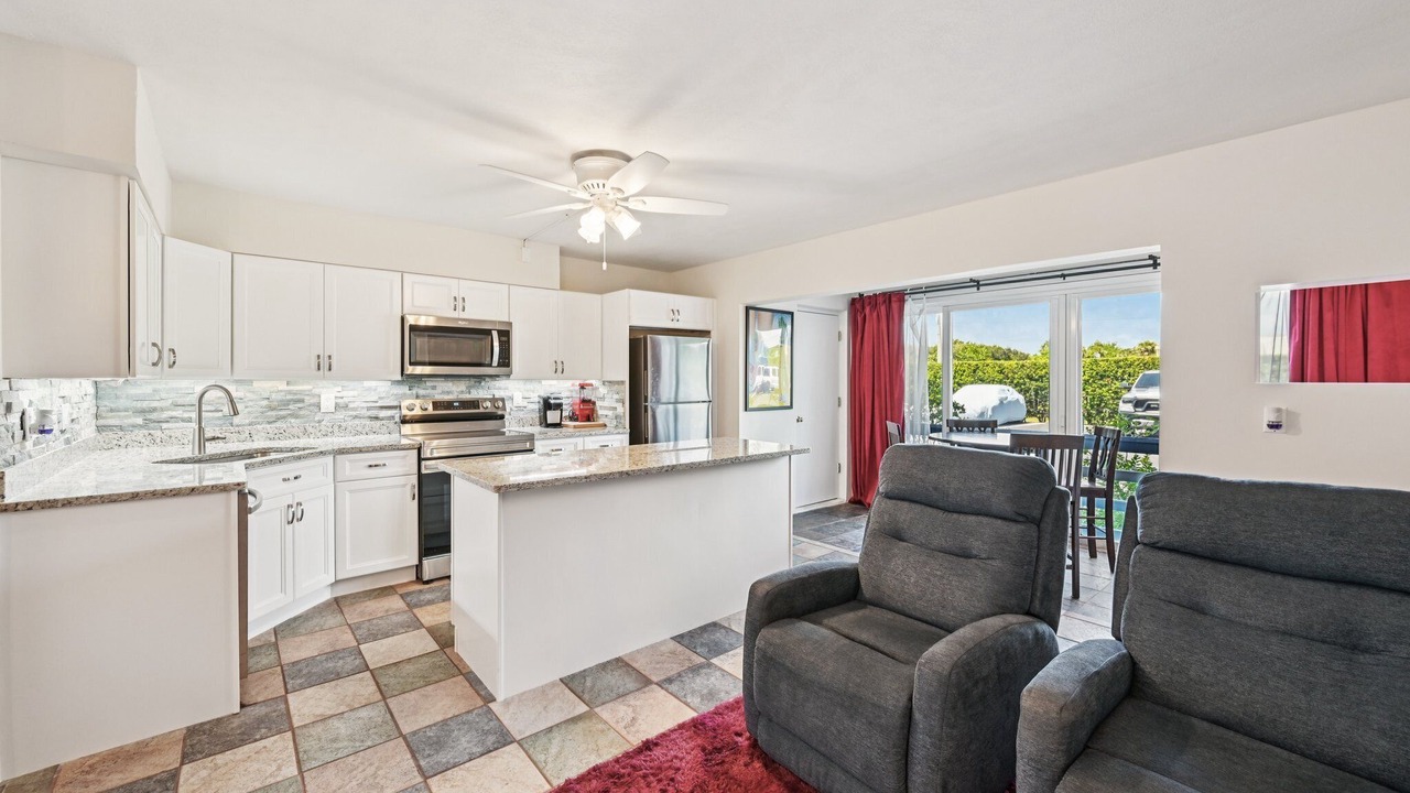 Photo of Kitchen in Hutchinson Island South