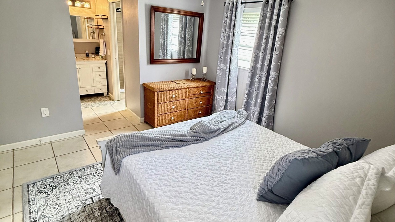 Photo of Bedroom in Sebring
