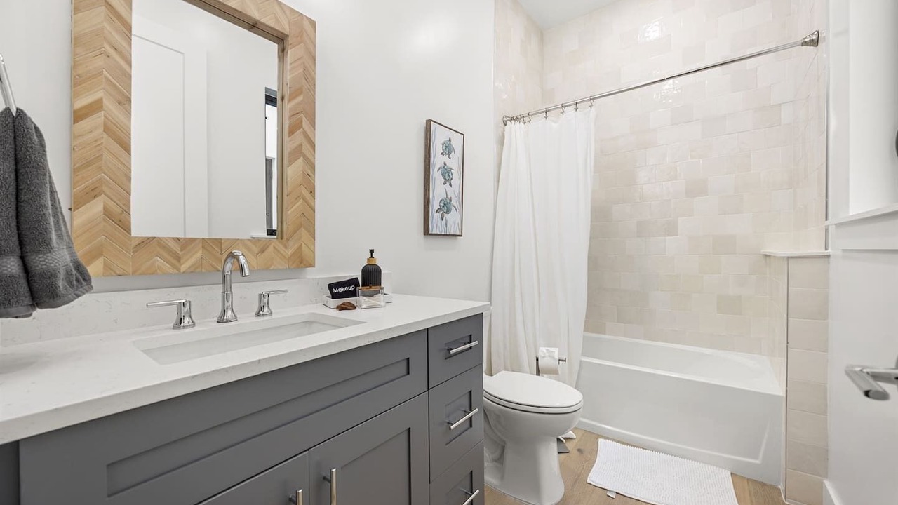 Photo of Bathroom in New Melbourne Beach