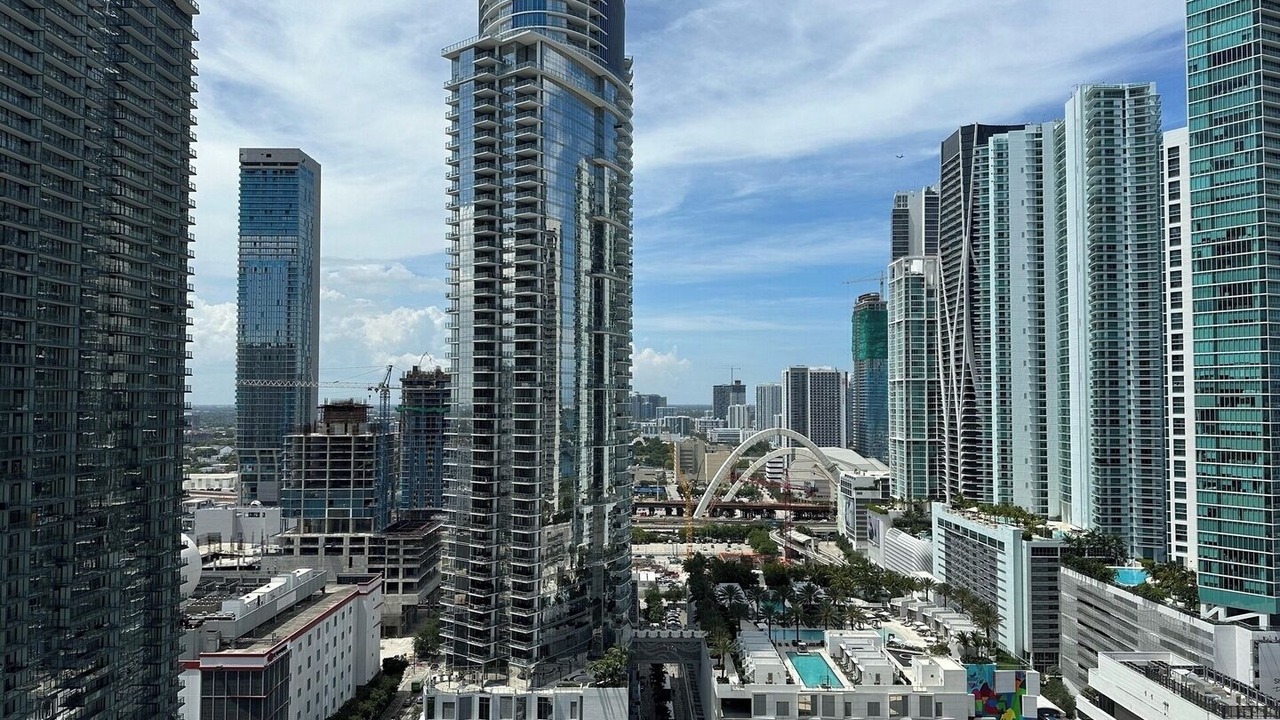 Photo of Others in Downtown Miami