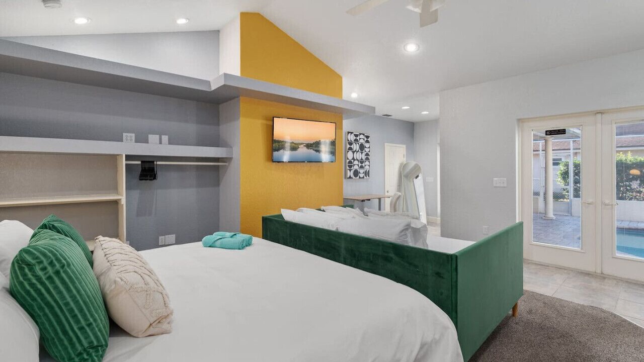 Photo of Bedroom in Auburndale