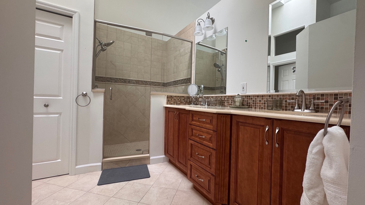 Photo of Bathroom in Old Naples