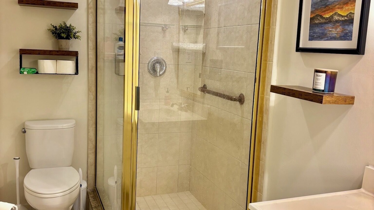 Photo of Bathroom in Indian River Shores