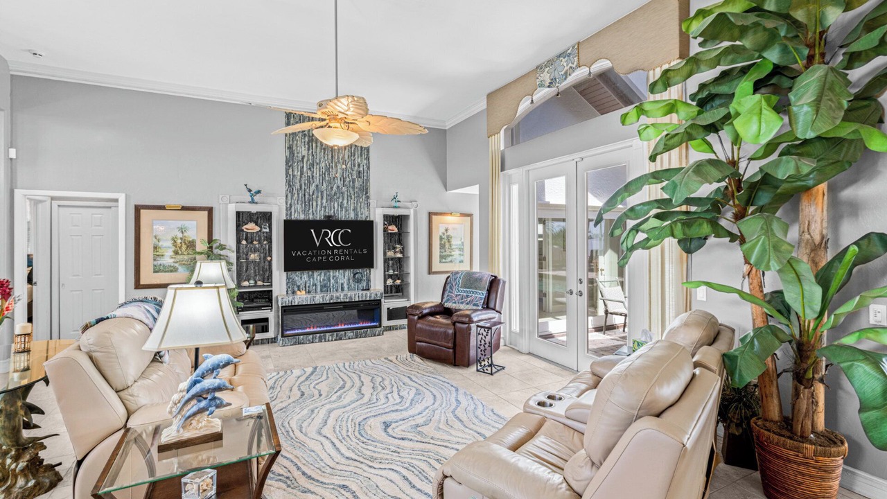 Photo of Livingroom in Caloosahatchee