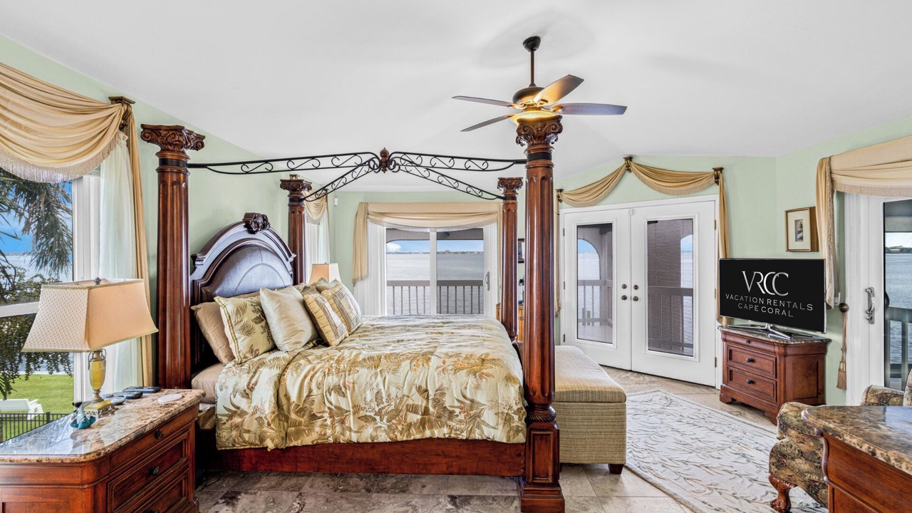 Photo of Bedroom in Caloosahatchee