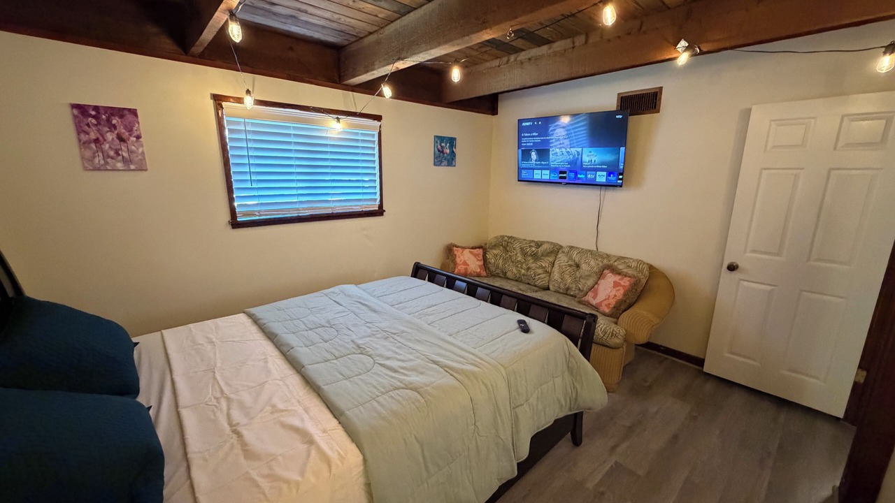 Photo of Bedroom in Indian River Estates