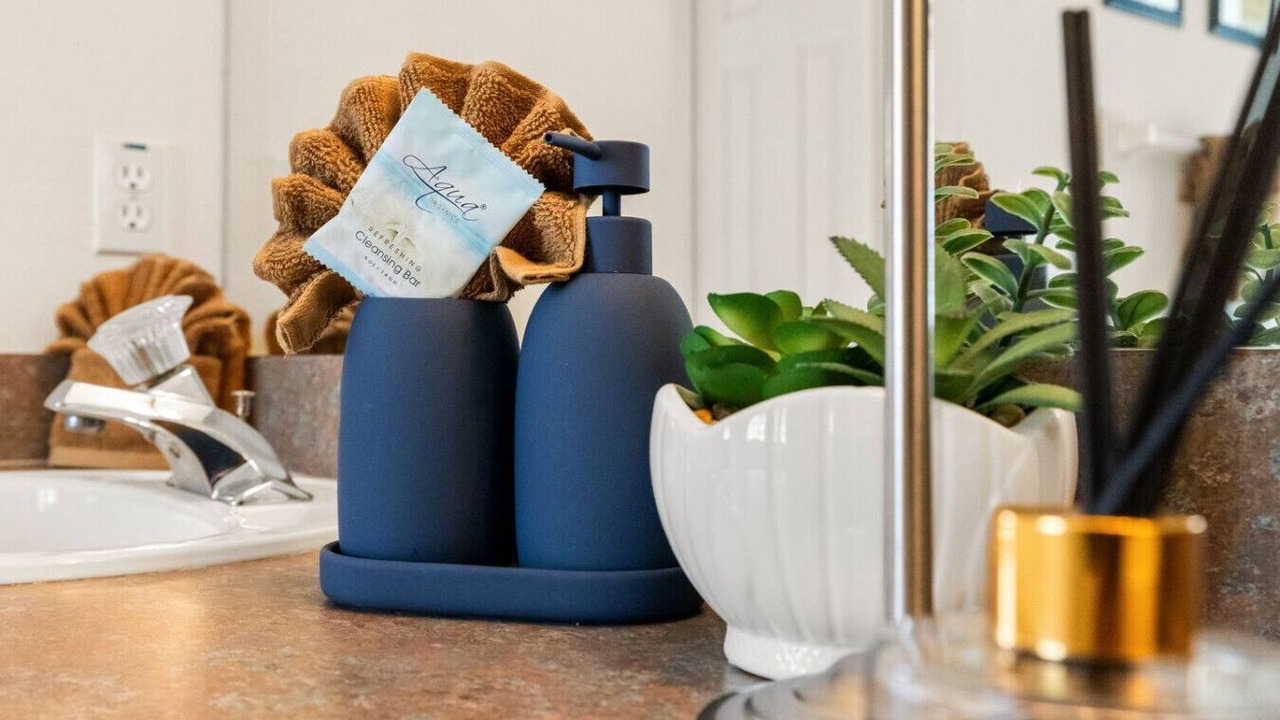 Photo of Bathroom in Thousand Oaks