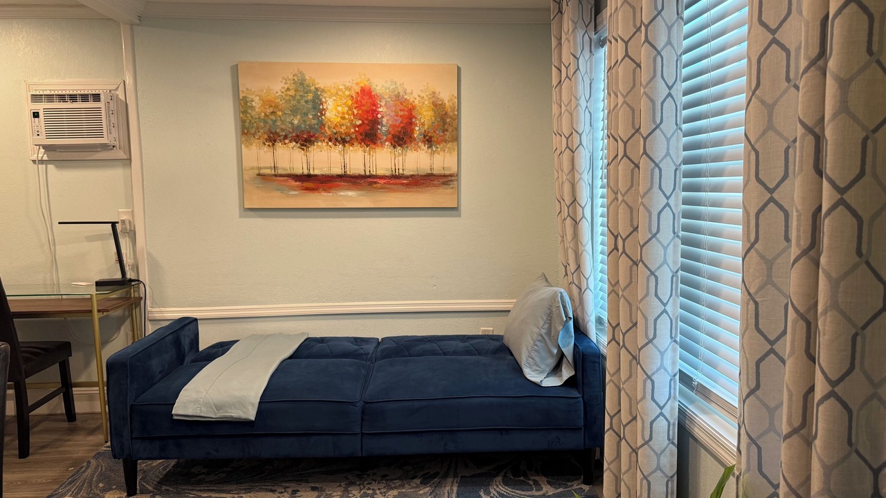 Photo of Bedroom in Winter Haven