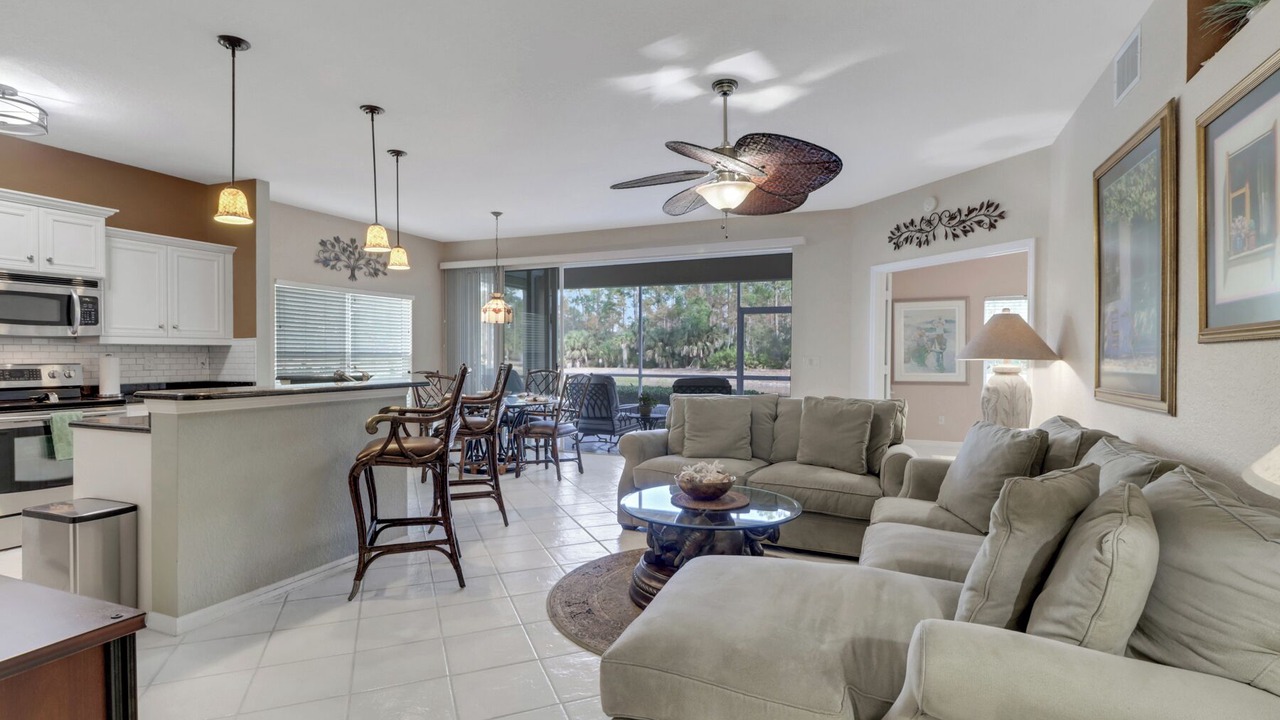 Photo of Livingroom in Naples