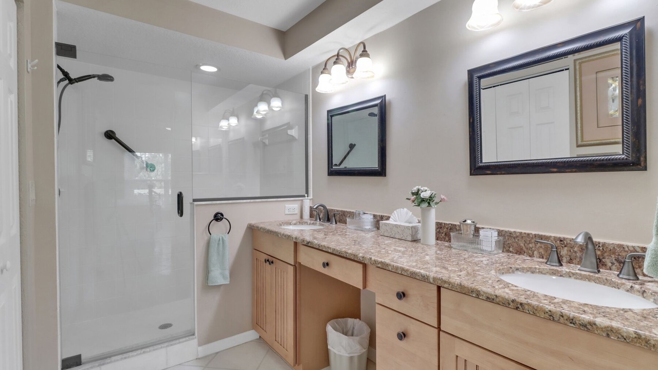 Photo of Bathroom in Naples