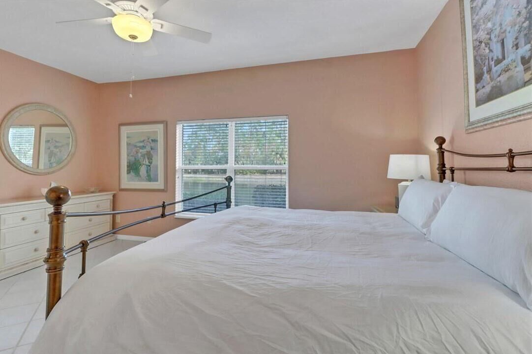 Photo of Bedroom in Naples