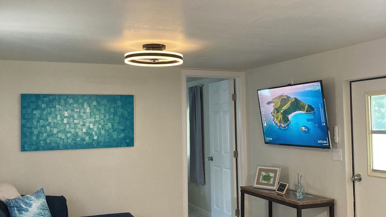 Photo of Livingroom in Taylor Creek