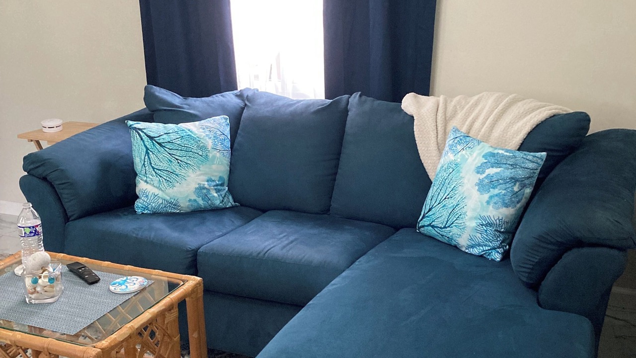 Photo of Livingroom in Taylor Creek
