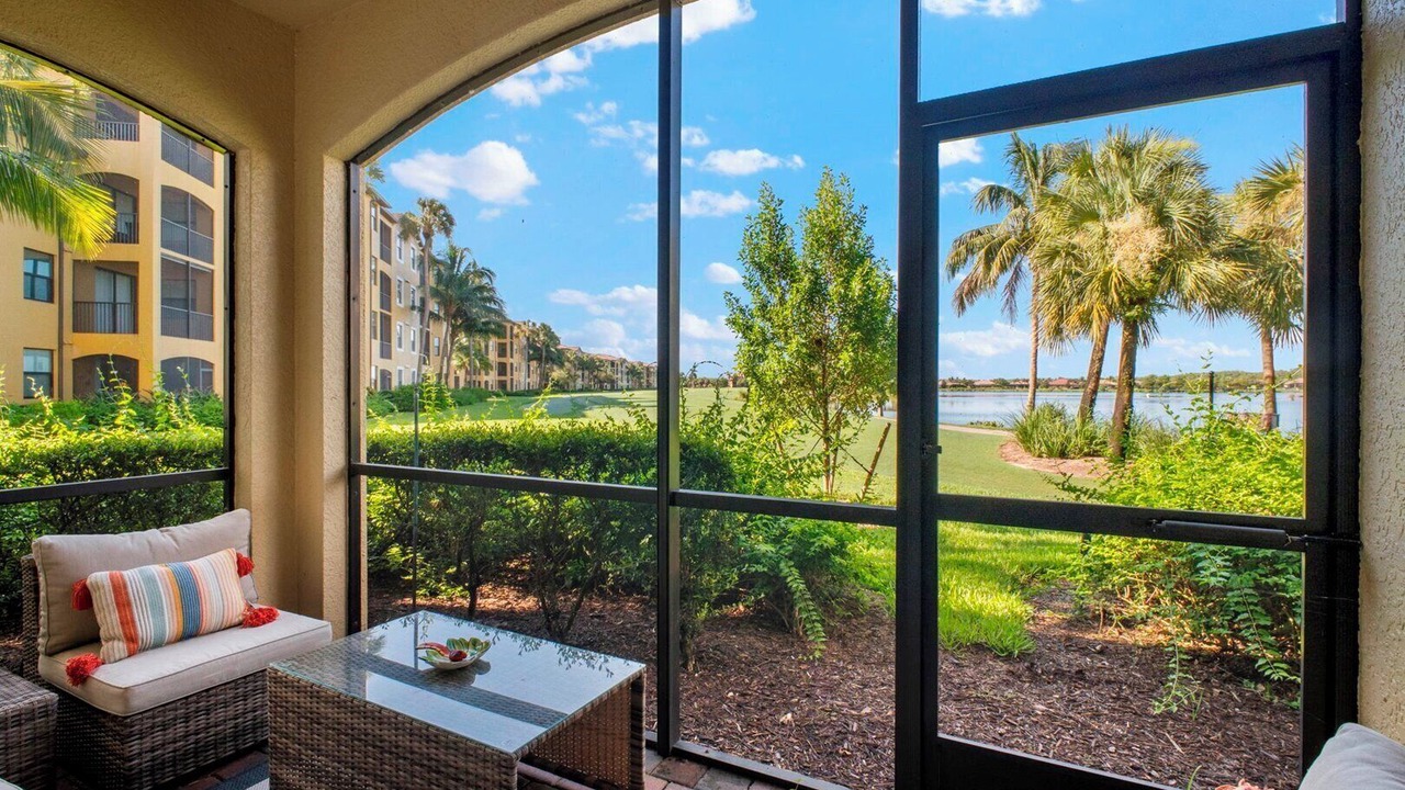 Photo of Outdoor in Naples