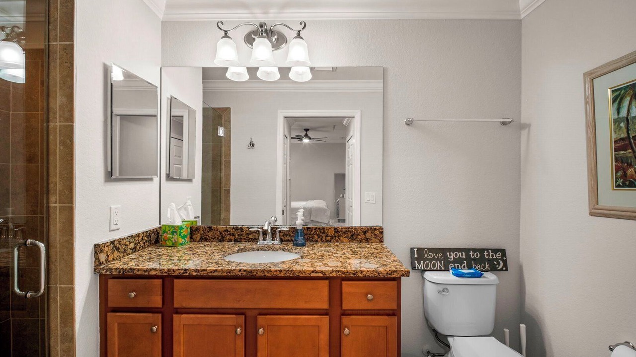 Photo of Bathroom in Naples