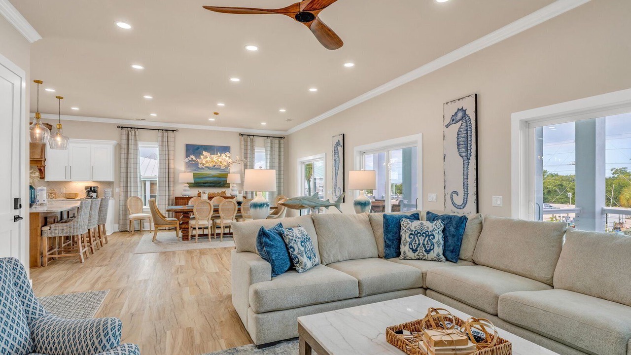 Photo of Livingroom in Summerland Key