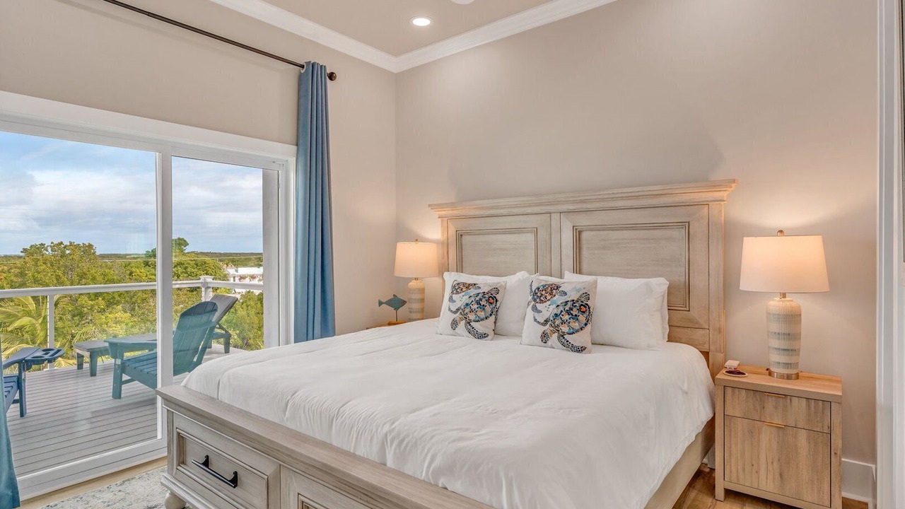 Photo of Bedroom in Summerland Key